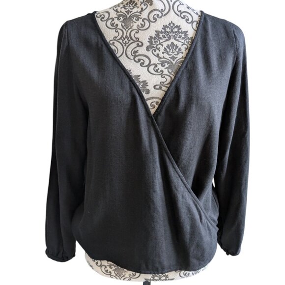 Vetta The Gathered Sleeve Wrap Top Black Tencel V Neck Puff Sleeve Women's Small - Picture 2 of 15